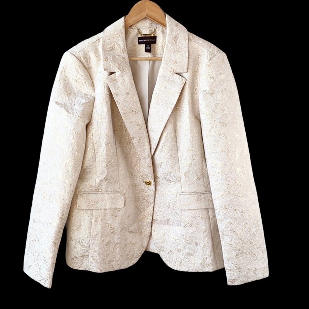 Dana Buchman cream and metallic gold textured single-button blazer